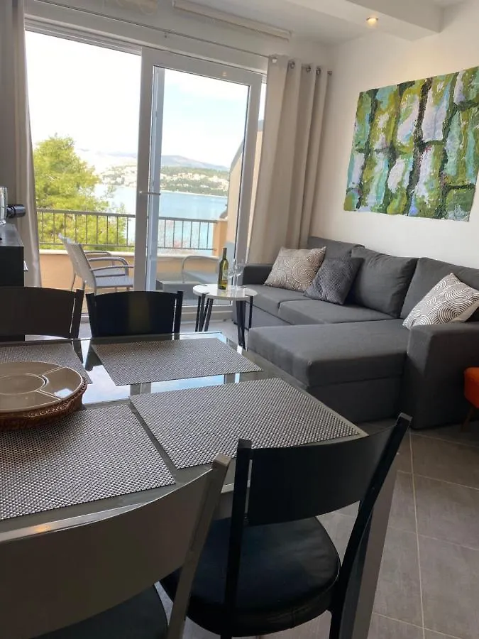Apartment Summer Dream Directly At The Sea Trogir