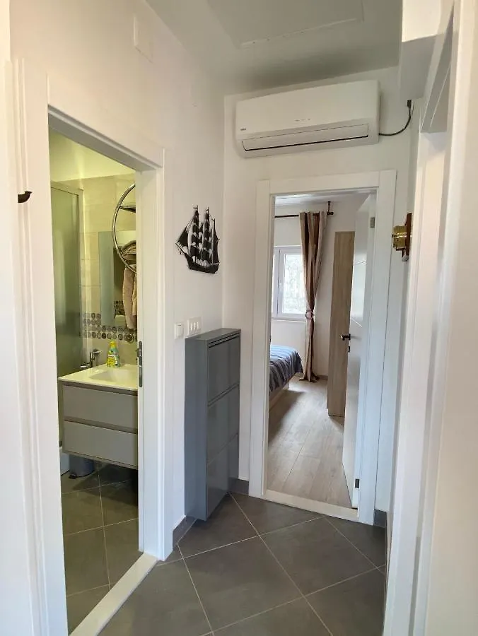 Apartment Summer Dream Directly At The Sea Trogir Croatia